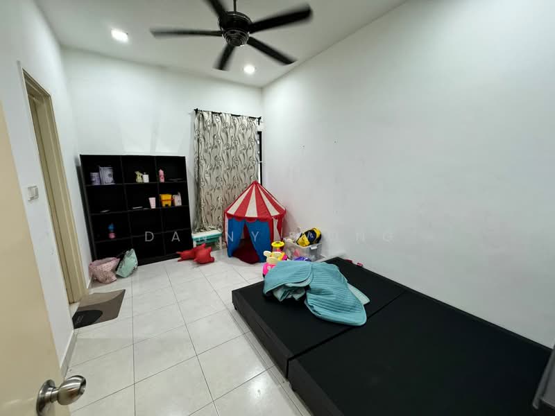 Rumah Teres 2 Tingkat untuk Disewa di M Residence 2 (Rawang) - Danny Wong - Bedroom - PropertyGuru.com.my