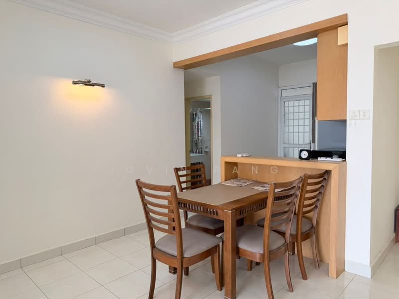 Condominium for Rent at Gurney Park Condominium - Jovin Pang - Dining Room - PropertyGuru.com.my
