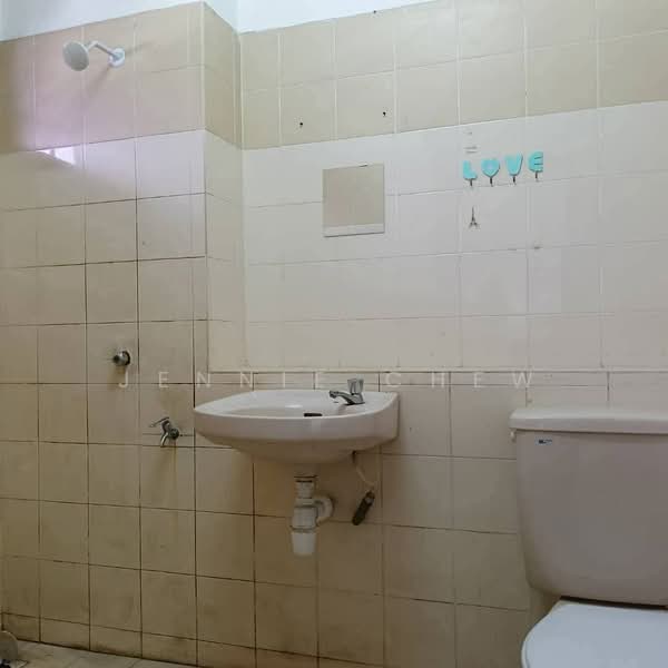2-storey Terraced House for Sale in Taman Kota Masai (Pasir Gudang) - Jennie Chew - Bathroom - PropertyGuru.com.my