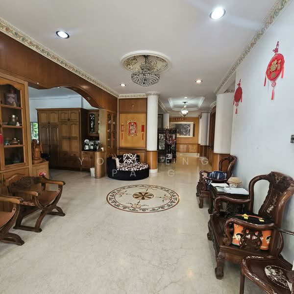 Bungalow for Sale in Petaling Jaya (Selangor) - Yoke Eng Pang - Living Room - PropertyGuru.com.my