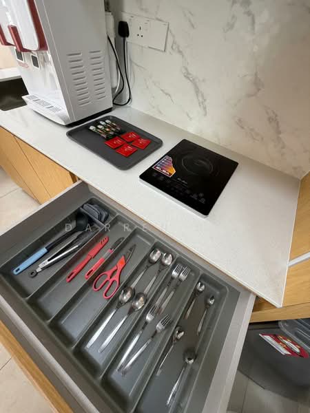 Kondominium untuk Dijual di 22 Macalisterz - Darren Lye - Kitchen - PropertyGuru.com.my
