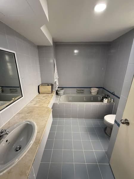 Kondominium untuk Dijual di The Straits View Condominium - Victor Lim - PropertyGuru.com.my
