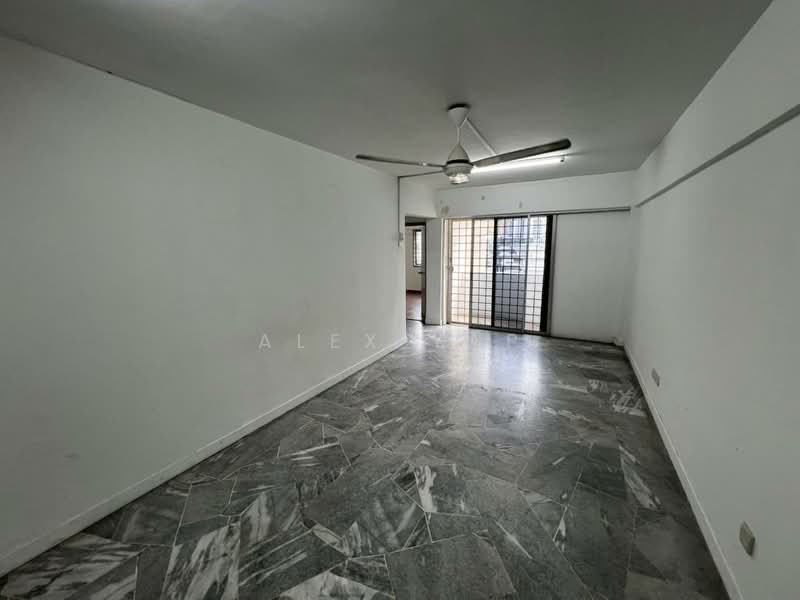 Pangsapuri untuk Disewa di Vantage Point (Menang Ria) - Alex Yap - Living Room - PropertyGuru.com.my