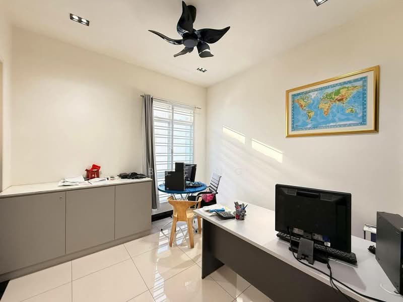 Cluster House for Sale in Setia Tropika (Johor Bahru) - Bee Ng - Study - PropertyGuru.com.my