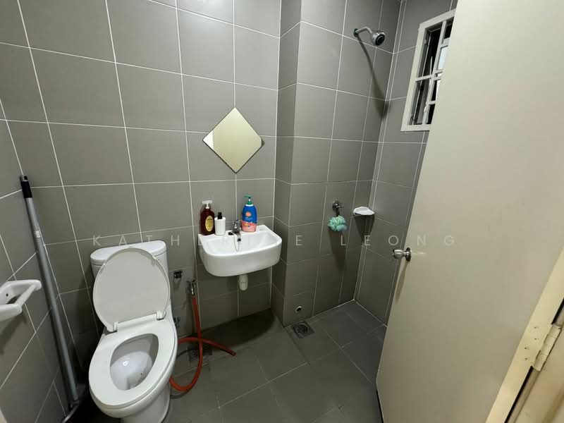 Rumah Teres 2 Tingkat untuk Disewa di Rawang (Selangor) - Katherine Leong - Bathroom - PropertyGuru.com.my