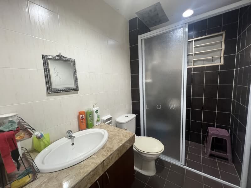 Kondominium untuk Disewa di Paramount View - Denyse Low - Bathroom - PropertyGuru.com.my
