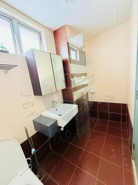 Service Residence for Sale at One Sentral Serviced Residence - Jack Ting - Bathroom - PropertyGuru.com.my