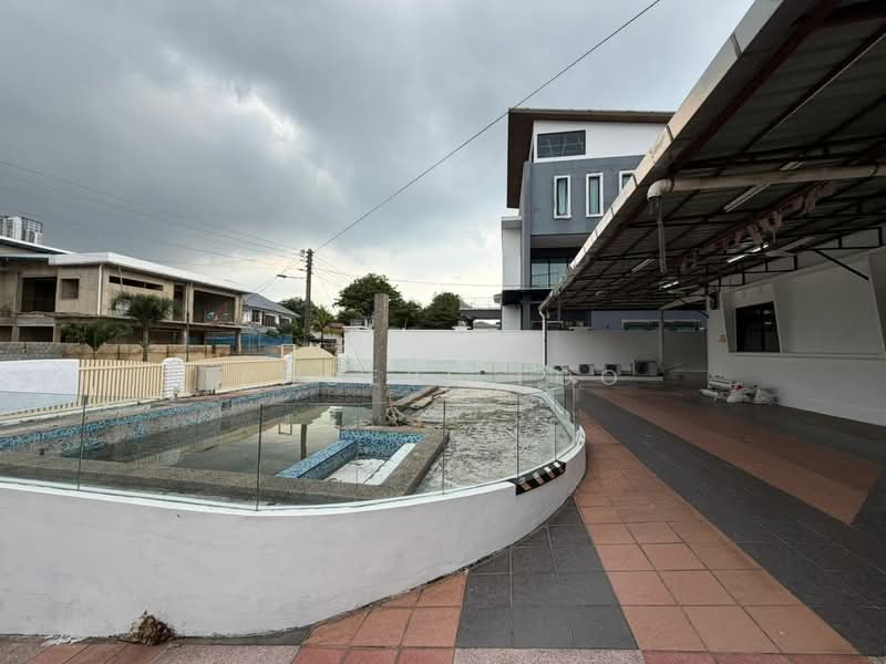 Rumah Banglo untuk Dijual di Taman Kebun Teh (Johor Bahru) - Phoebe Foo - Exterior - PropertyGuru.com.my