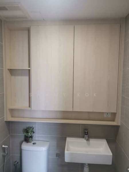 Service Residence for Sale at Serviced Residence @ Fera Residence @ The Quartz WM - Sammy Kok - Bathroom - PropertyGuru.com.my