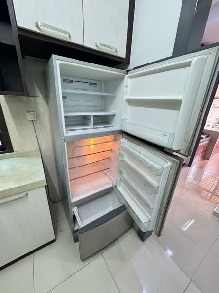 Apartment for Sale at Larkin Residence - Jeff Lee - Kitchen - PropertyGuru.com.my