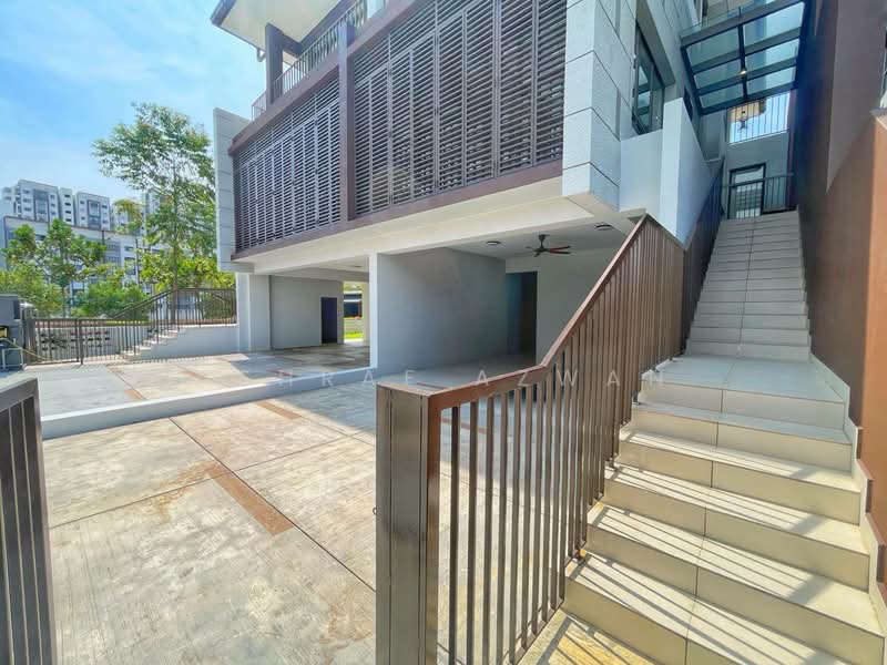 Rumah Teres 3 Tingkat untuk Dijual di Cyberjaya (Selangor) - Ashraf Azwan - Exterior - PropertyGuru.com.my