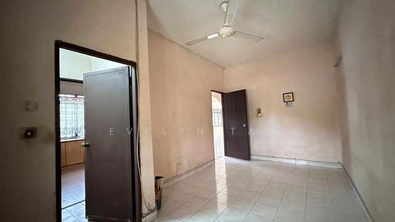 For Sale - Kampung Tarom