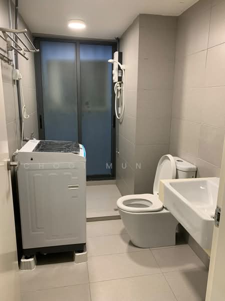 Kediaman Servis untuk Dijual di EkoCheras Service Residences - Chooi Mun Kum - Bathroom - PropertyGuru.com.my