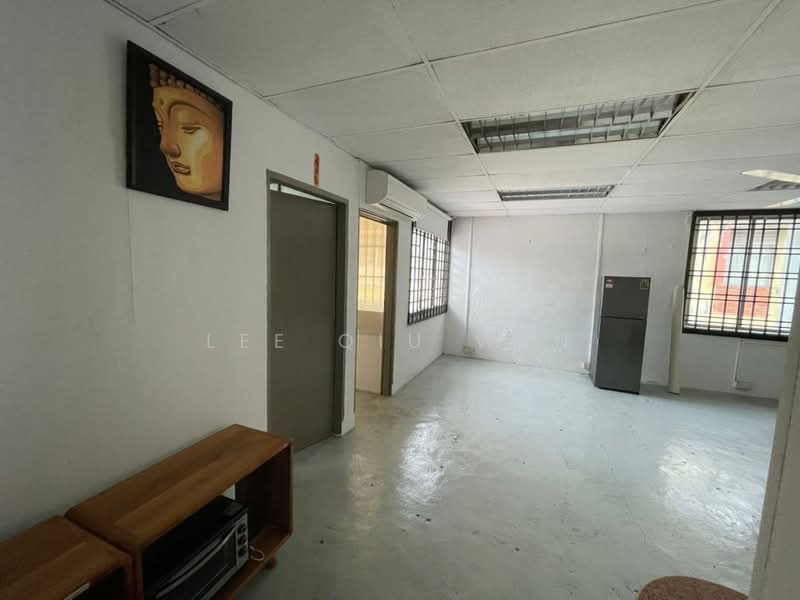 Shop for Rent in Taman Ungku Tun Aminah (Skudai) - Lee Qiu Wen - Interior - PropertyGuru.com.my
