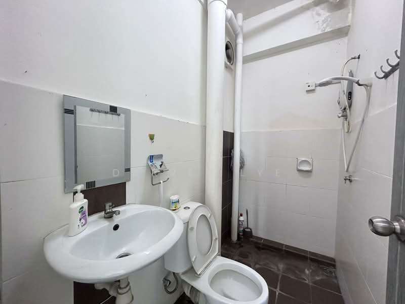 Pangsapuri untuk Disewa di Palma Laguna - Darren Lye - Bathroom - PropertyGuru.com.my