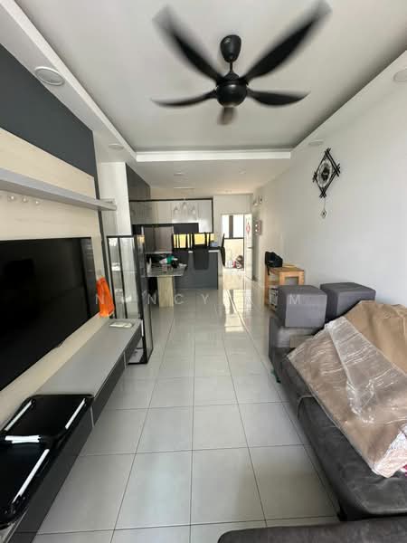 Pangsapuri untuk Disewa di Residensi Desamas - Nancy Lim - Living Room - PropertyGuru.com.my
