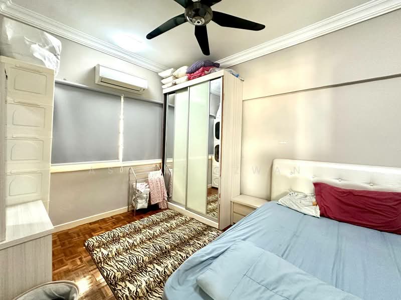 Condominium for Sale at Villaria - Ashraf Azwan - Bedroom - PropertyGuru.com.my