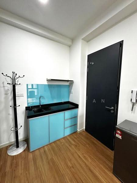 Kediaman Servis untuk Disewa di Sunway Velocity TWO - Tabber Tan - Kitchen - PropertyGuru.com.my