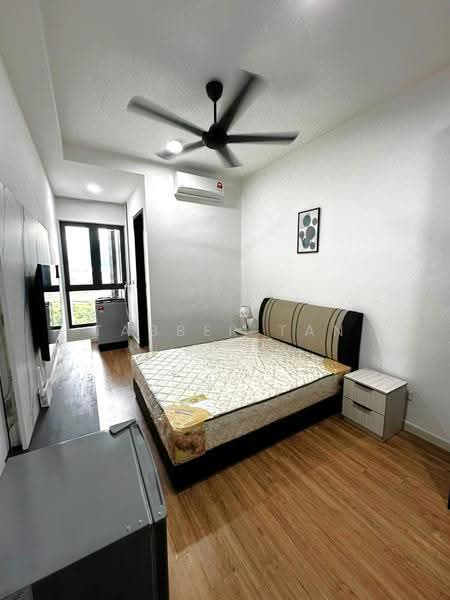 Kediaman Servis untuk Disewa di Sunway Velocity TWO - Tabber Tan - Bedroom - PropertyGuru.com.my