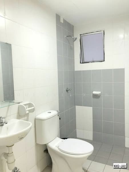 Apartment for Sale at Seri Intan Apartment - Hui Juin Xian - Bathroom - PropertyGuru.com.my