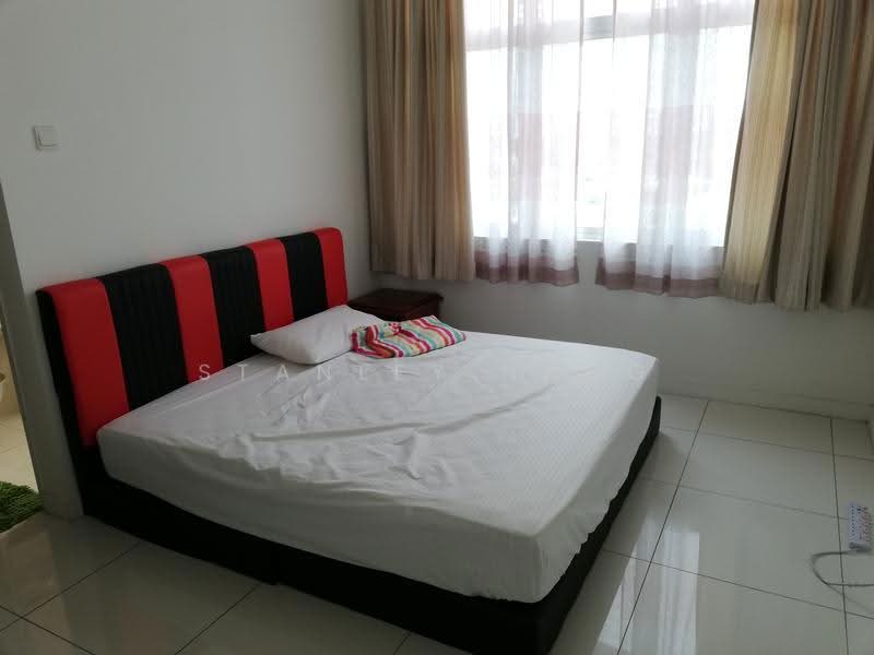 Service Residence for Sale at Skypod Residence - Stanley Hang - Bedroom - PropertyGuru.com.my