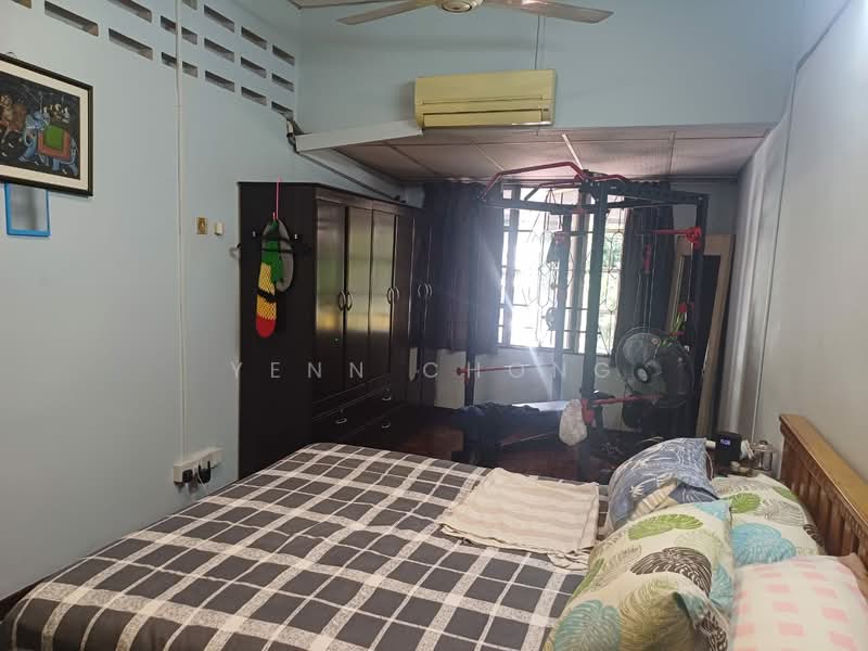 2-storey Terraced House for Sale in Taman Seputeh (Seputeh) - Yenn Chong - Bedroom - PropertyGuru.com.my