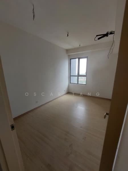 Service Residence for Sale at Gravit8, Klang - Oscar Tang - Bedroom - PropertyGuru.com.my