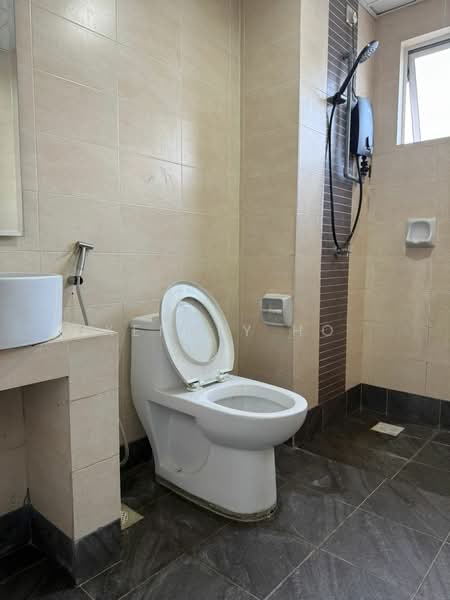 Condominium for Rent at Cova Villa - Kennly Ho - Bathroom - PropertyGuru.com.my