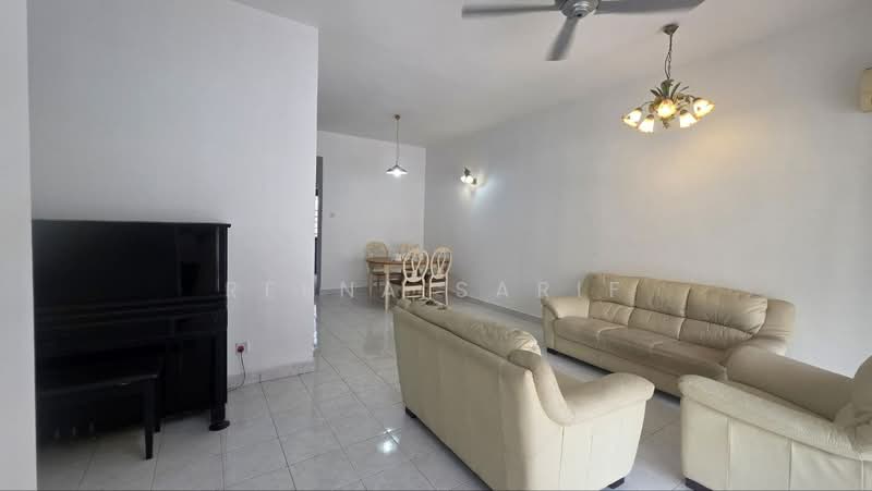 Rumah Teres 2 Tingkat untuk Dijual di Denai Alam (Shah Alam) - Reena Sarif - Living Room - PropertyGuru.com.my