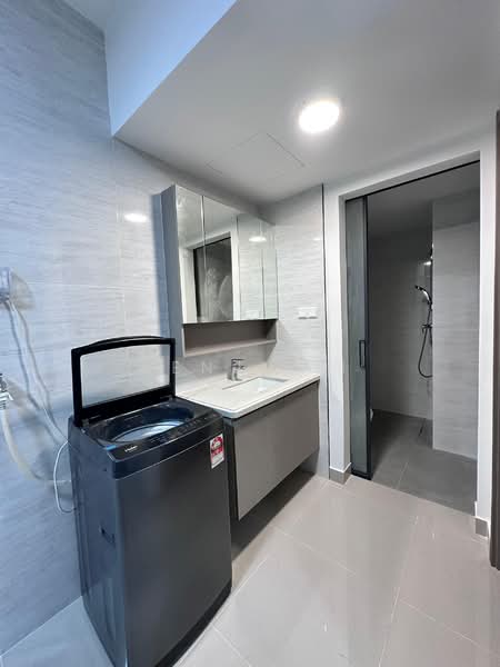 Servis Apartment untuk Disewa di Baron Residence @ Lake City - Kenji Ti - Bathroom - PropertyGuru.com.my