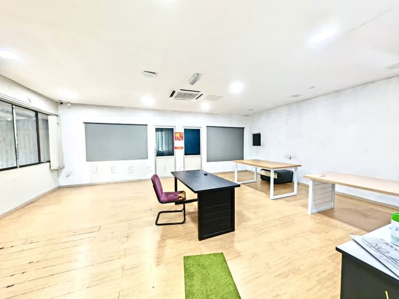 Factory for Rent in Taman Desa Cemerlang (Ulu Tiram) - Jessica Boey - Interior - PropertyGuru.com.my