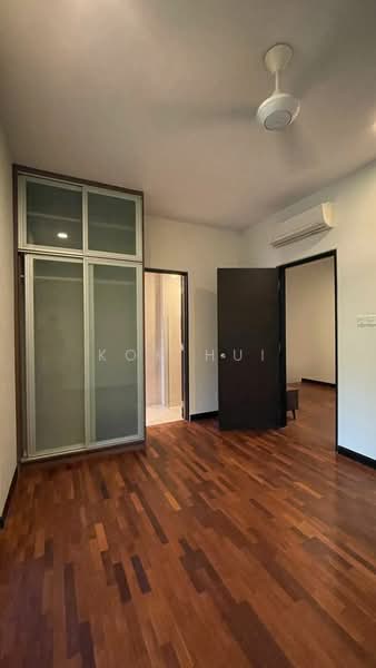 Rumah Teres 2 Tingkat untuk Disewa di Leisure Farm (Gelang Patah) - Kok Hui - Bedroom - PropertyGuru.com.my