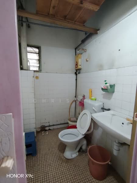 Apartment for Rent at Mediterranean Alora - Chris Lim - Bathroom - PropertyGuru.com.my