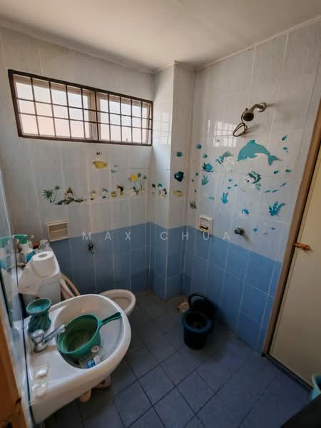 Flat for Sale at Taman Juara Jaya - Max Chua - Bathroom - PropertyGuru.com.my