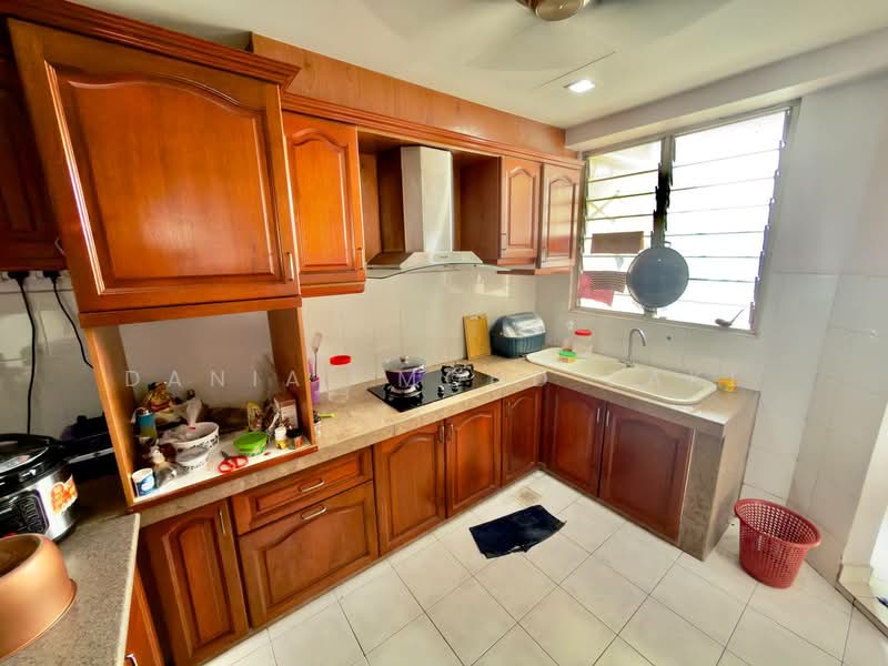 For Sale - Zamrud Apartment