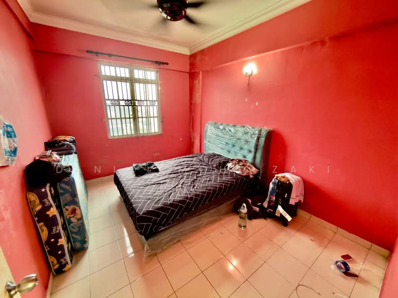 For Sale - Zamrud Apartment