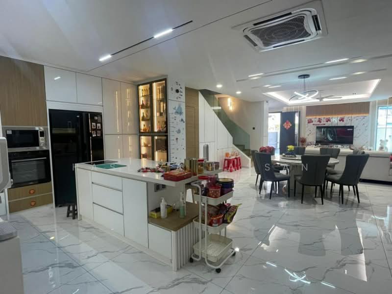 Rumah Berkembar untuk Dijual di Klang (Selangor) - Hasliza Hassan - Kitchen - PropertyGuru.com.my