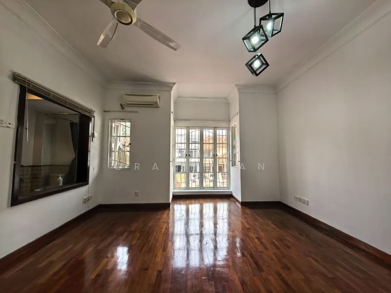 2-storey Terraced House for Sale in Mutiara Damansara (Selangor) - Grace Tan - Living Room - PropertyGuru.com.my