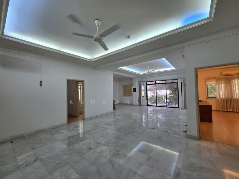 Kondominium untuk Dijual di Wickham Manor - Kenson Ho - Living Room - PropertyGuru.com.my
