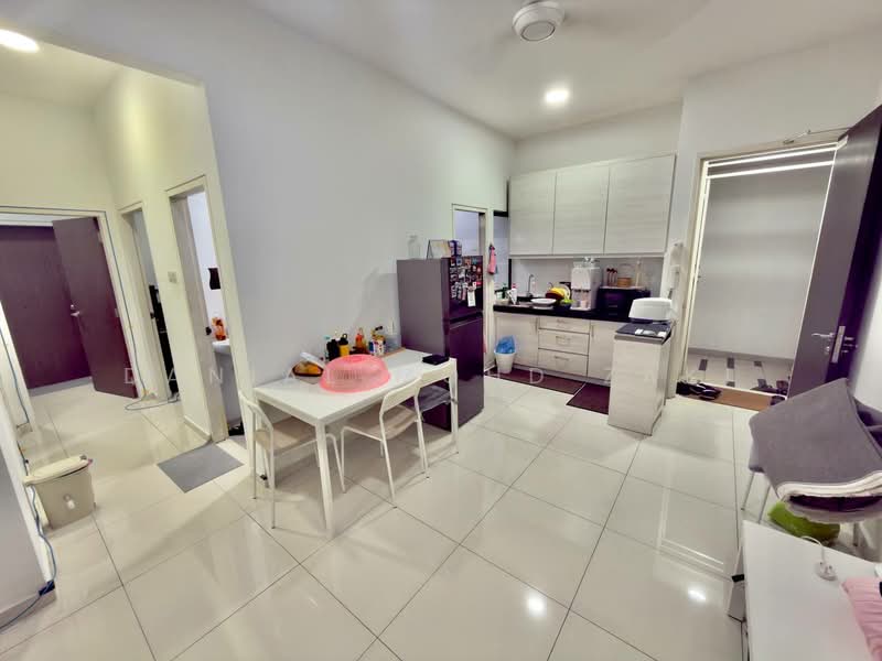 Servis Apartment untuk Dijual di Seasons Garden Residences - Danial Mohd Zaki - Kitchen - PropertyGuru.com.my