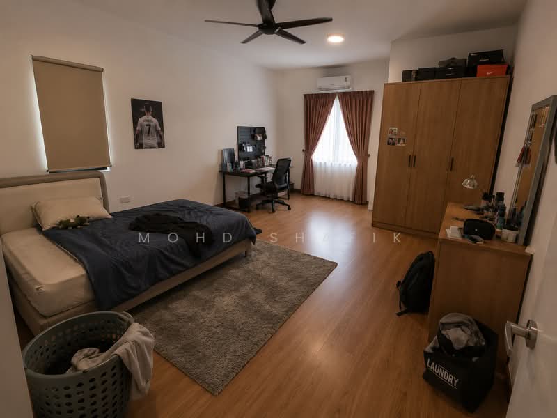 2-storey Terraced House for Sale in Cyberjaya (Selangor) - Mohd Shafik - Bedroom - PropertyGuru.com.my