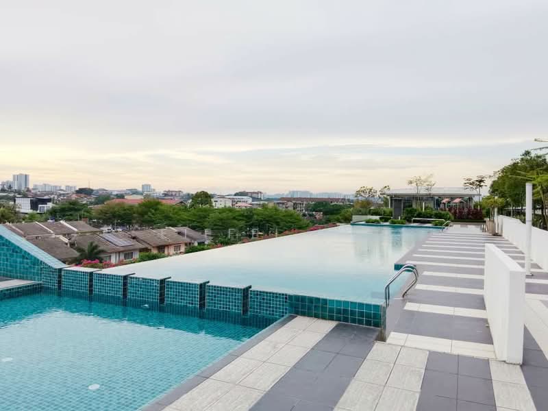 Condominium for Rent at Pearl Avenue - Eiffel Lai - Pool - PropertyGuru.com.my