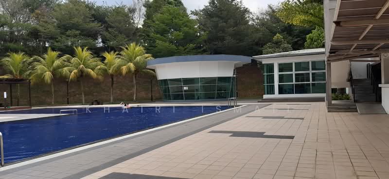 Apartment for Sale at East Bay (Seri Bayan) - Khairi Ismail - Pool - PropertyGuru.com.my