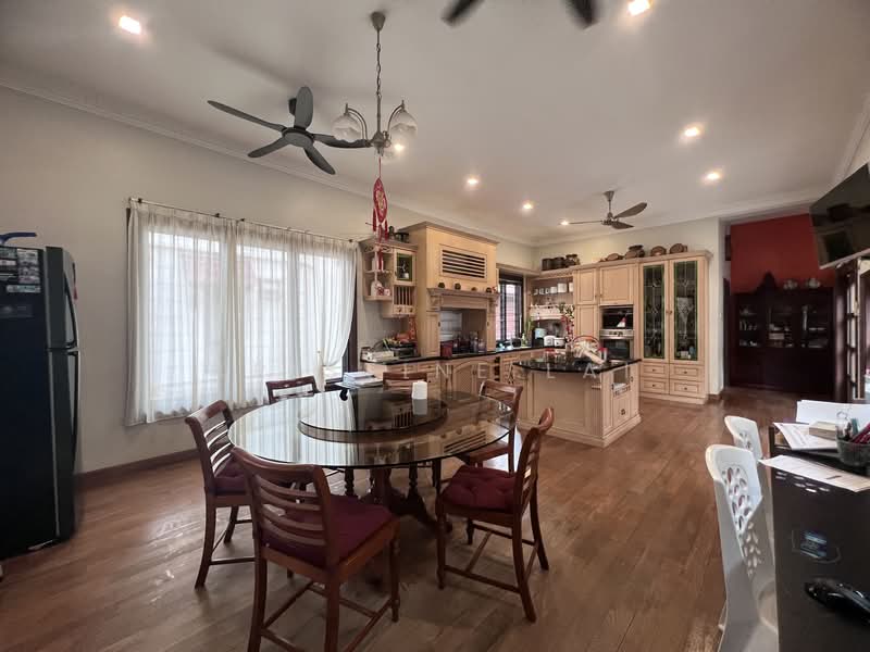 Bungalow for Sale in Bukit Gita Bayu (Seri Kembangan) - Kristine Lai - Kitchen - PropertyGuru.com.my