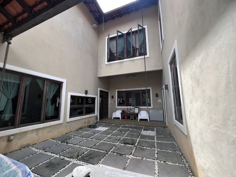 Bungalow for Sale in Bukit Gita Bayu (Seri Kembangan) - Kristine Lai - Exterior - PropertyGuru.com.my