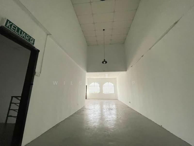 Shop / Office for Rent in Puchong (Selangor) - Wilson Yap - Entrance - PropertyGuru.com.my