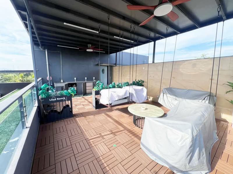 Cluster House for Sale in Forest City (Gelang Patah) - Constance Chan - Balcony - PropertyGuru.com.my