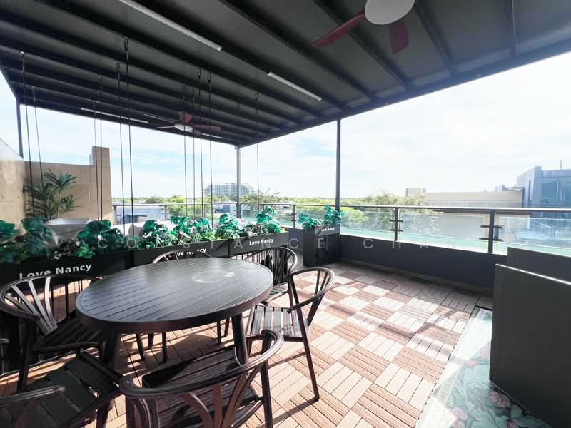 Cluster House for Sale in Forest City (Gelang Patah) - Constance Chan - Balcony - PropertyGuru.com.my