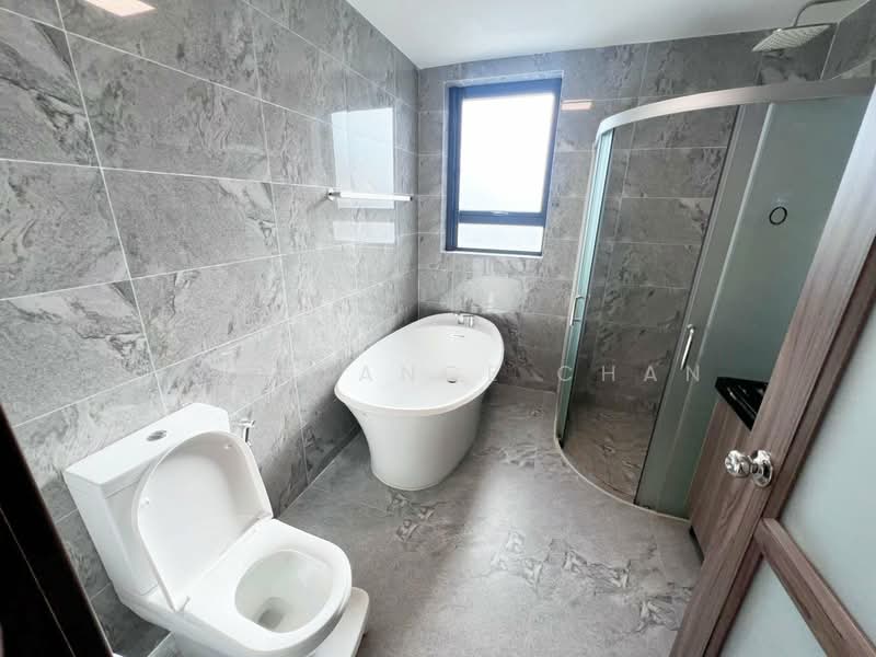 Cluster House for Sale in Forest City (Gelang Patah) - Constance Chan - Bathroom - PropertyGuru.com.my