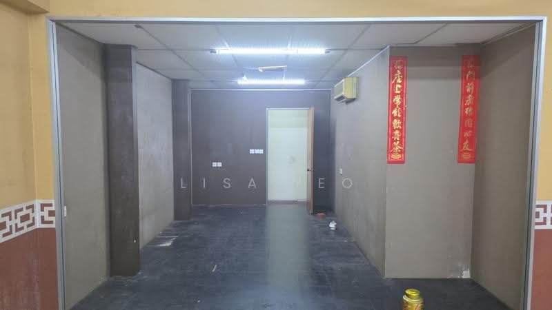Shop / Office untuk Disewa di Taman Ungku Tun Aminah (Skudai) - Lisa Yeo - Interior - PropertyGuru.com.my